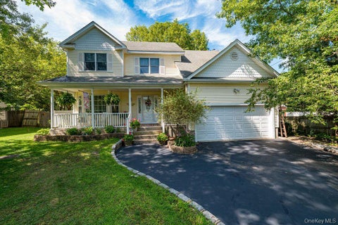 Homes For Sale - 4 Fable Road<br/> Saint James, NY 11780