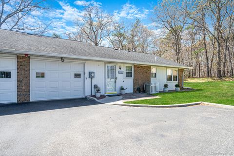 323 A Woodbridge Drive Ridge NY 11961