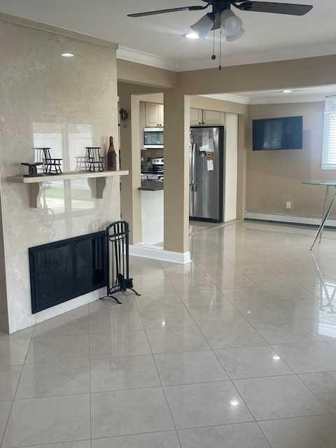 18 Prince Lane, Westbury, New York image 4