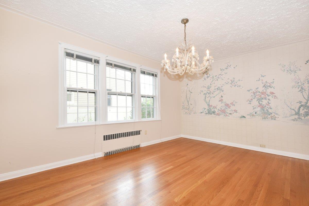 6 York Place, Williston Park, New York image 7