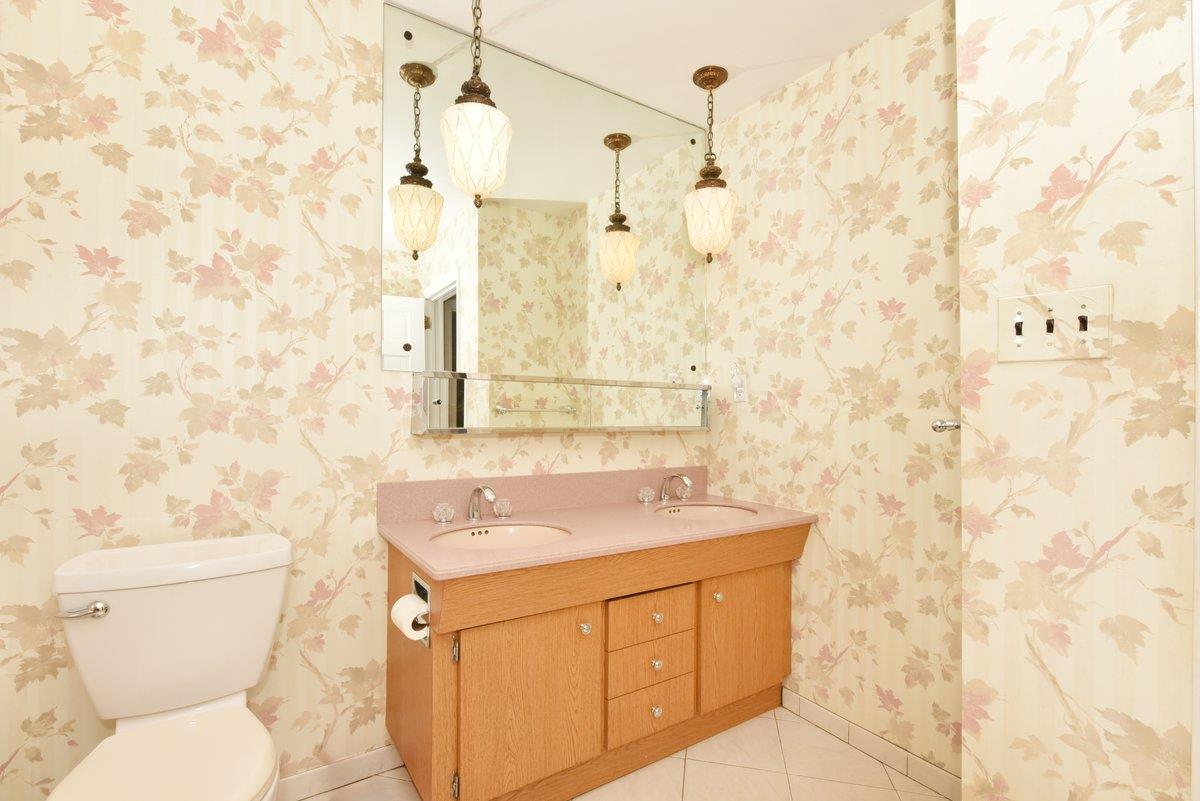 6 York Place, Williston Park, New York image 17