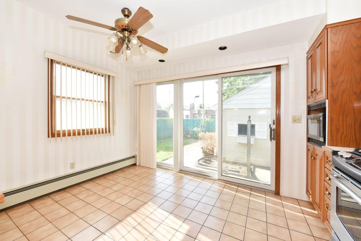 6 York Place, Williston Park, New York image 11
