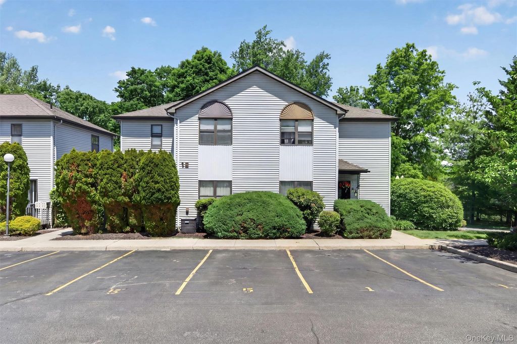 Photo of 2 Giovanni Court, Monroe, NY 10950 (MLS # 1004587)