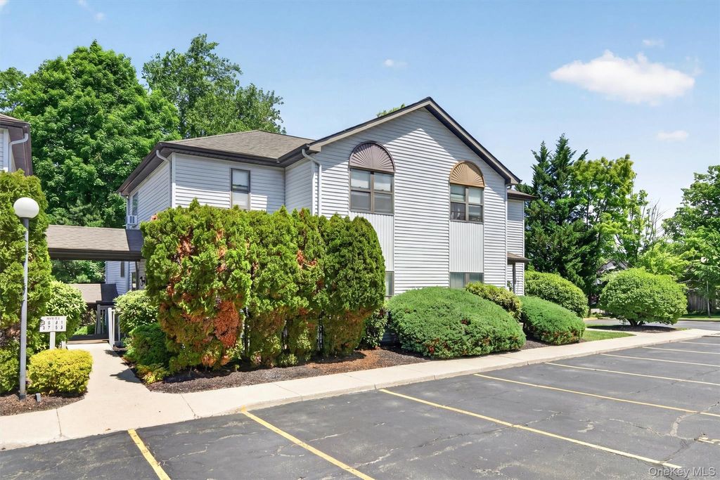 Photo of 2 Giovanni Court, Monroe, NY 10950 (MLS # 1004587)