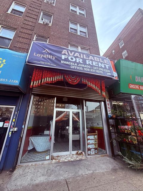 8106 broadway Elmhurst NY 11373