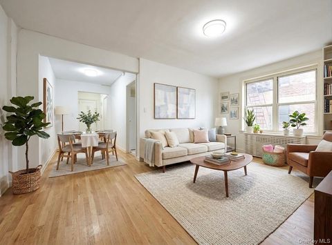 44-10 Macnish St Unit 1G, Elmhurst, NY 11373 - MLS#: 949212