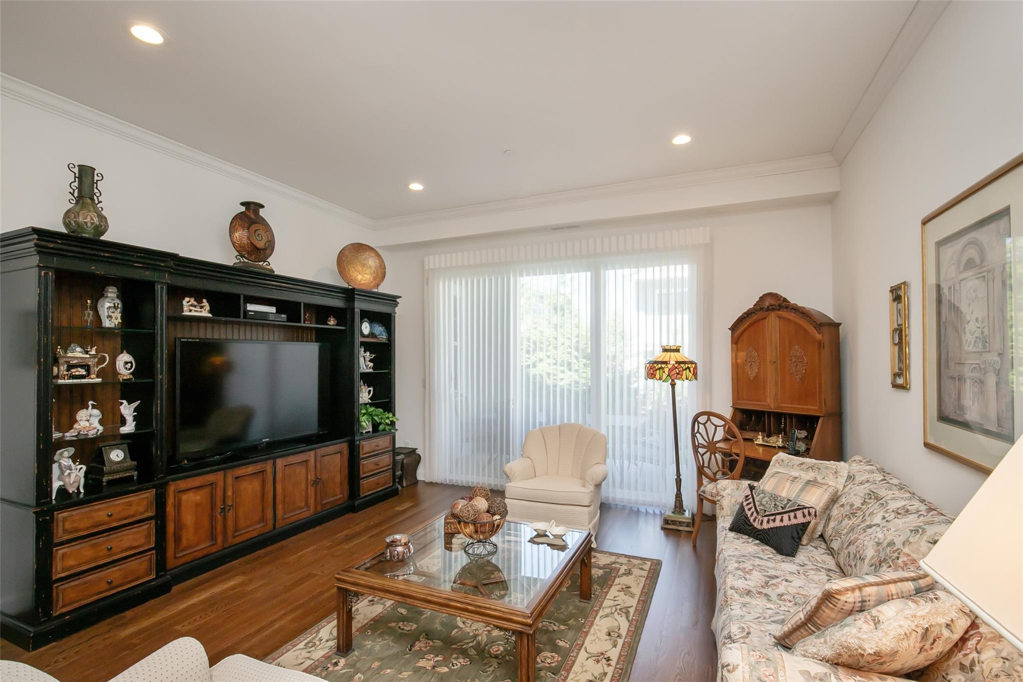 193 Summer Circle, East Northport, New York image 7