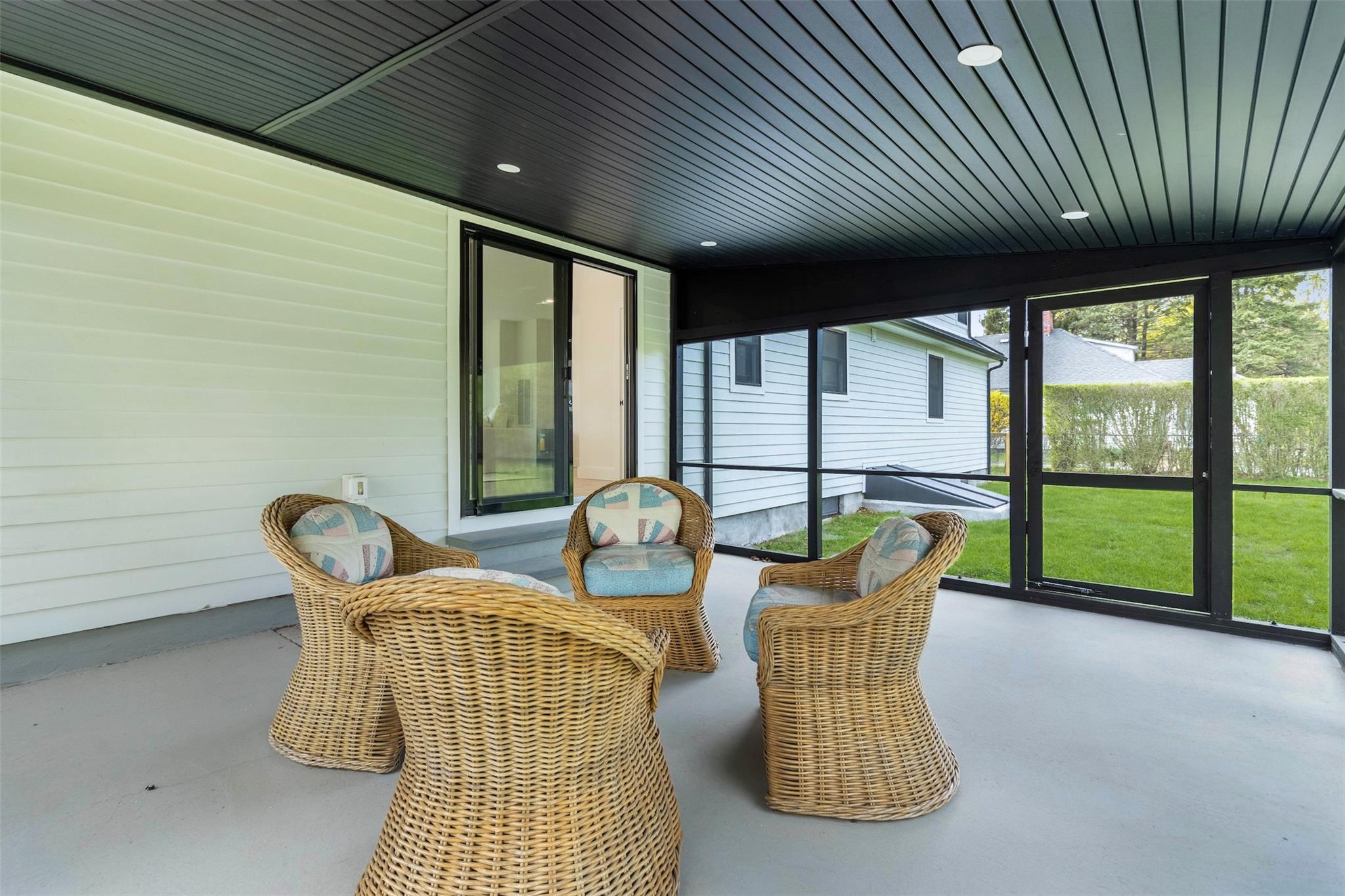 1475 Oaklawn Avenue, Southold, New York image 17