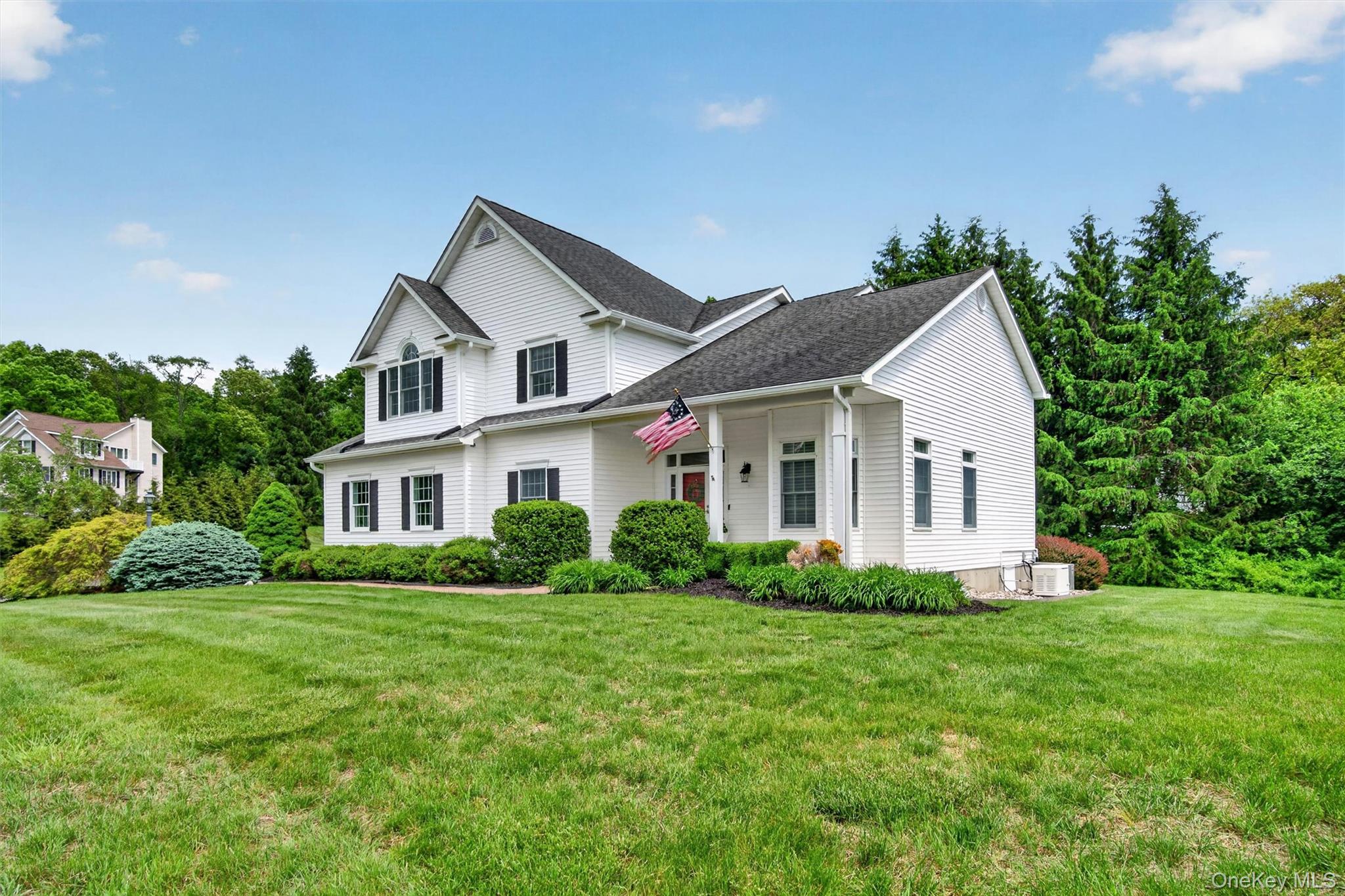 8 Twin Spring Lane