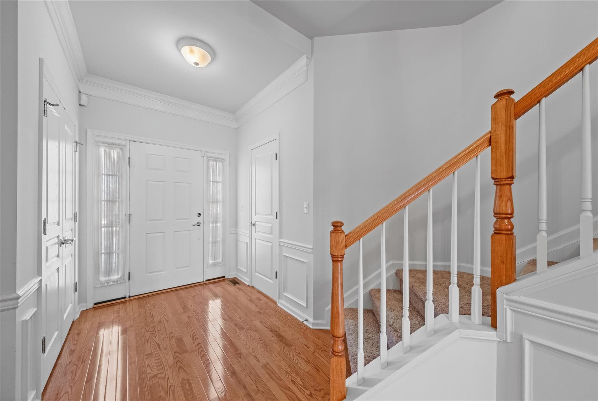 Newburgh, New York 12550, United States, 3 Bedrooms Bedrooms, ,3 BathroomsBathrooms,Residential,Pending,10501