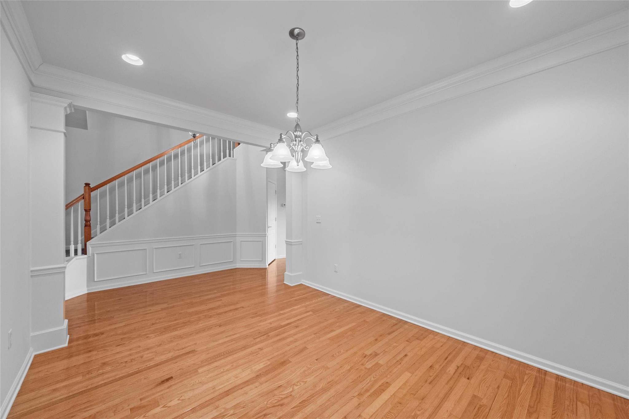 Newburgh, New York 12550, United States, 3 Bedrooms Bedrooms, ,3 BathroomsBathrooms,Residential,Pending,10501