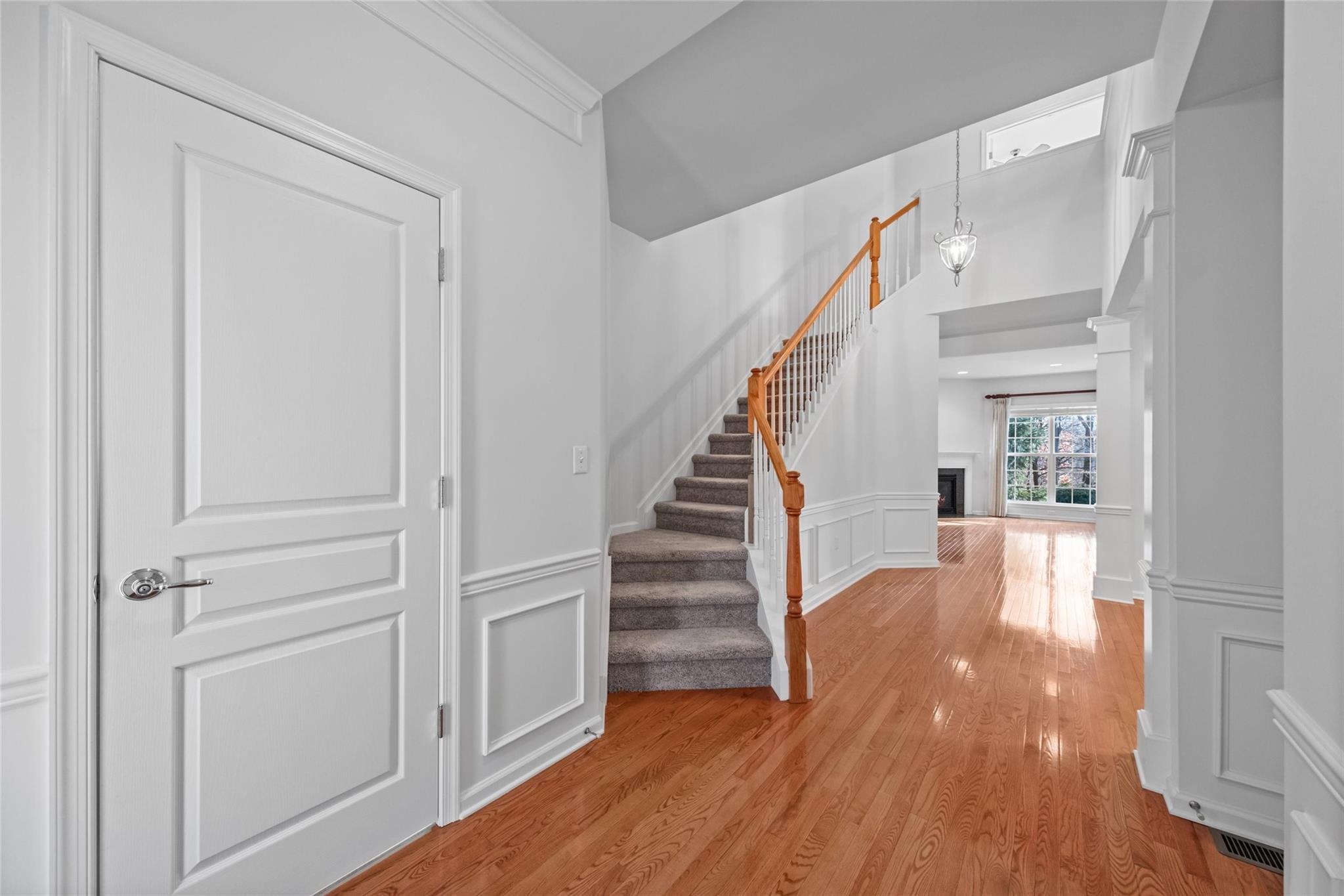 Newburgh, New York 12550, United States, 3 Bedrooms Bedrooms, ,3 BathroomsBathrooms,Residential,Pending,10501