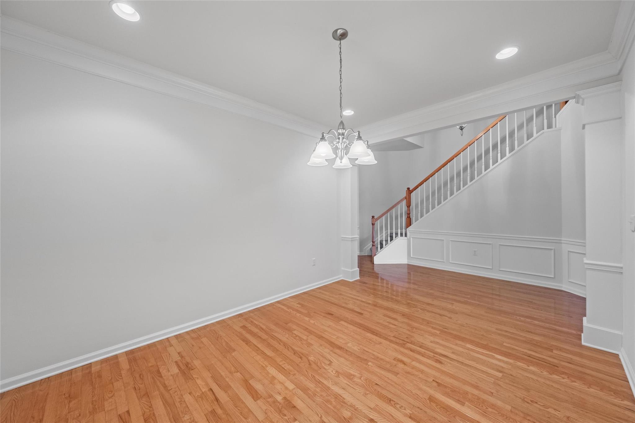 Newburgh, New York 12550, United States, 3 Bedrooms Bedrooms, ,3 BathroomsBathrooms,Residential,Pending,10501