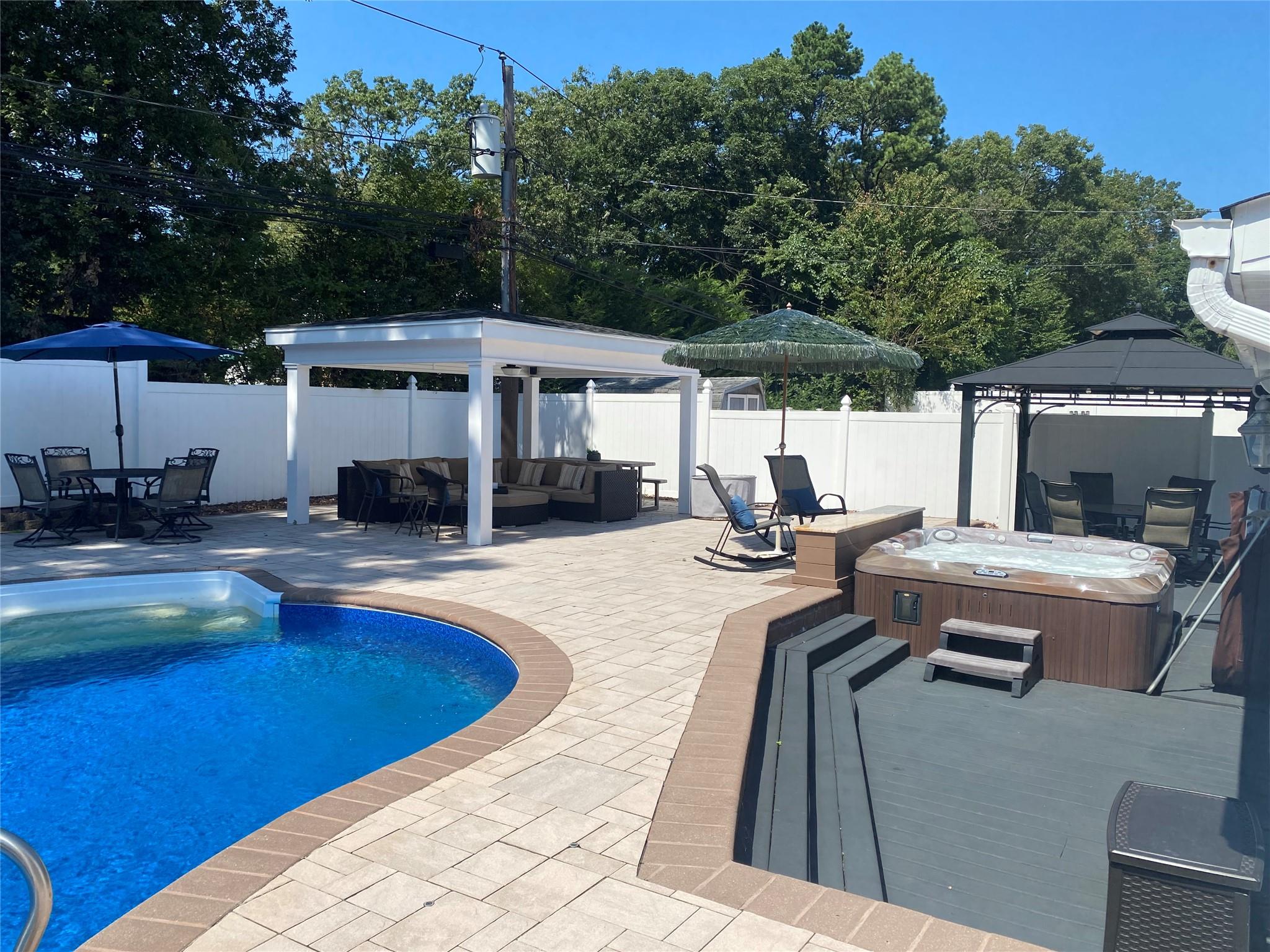 40 Roy Drive, Nesconset, New York image 36