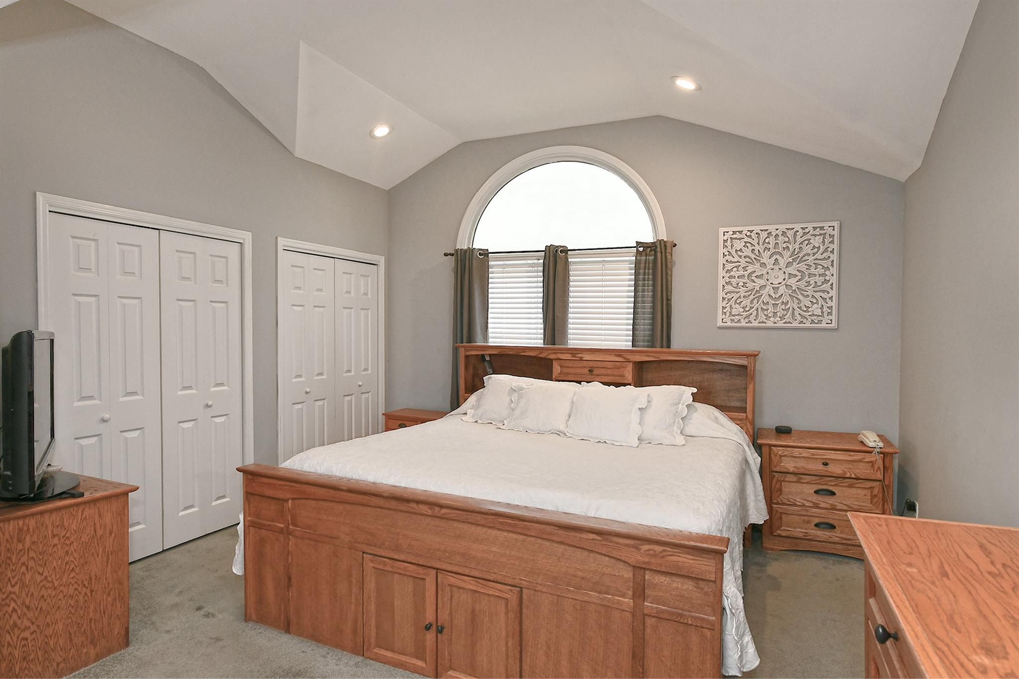 29 Andrew Lane, Levittown, New York image 19