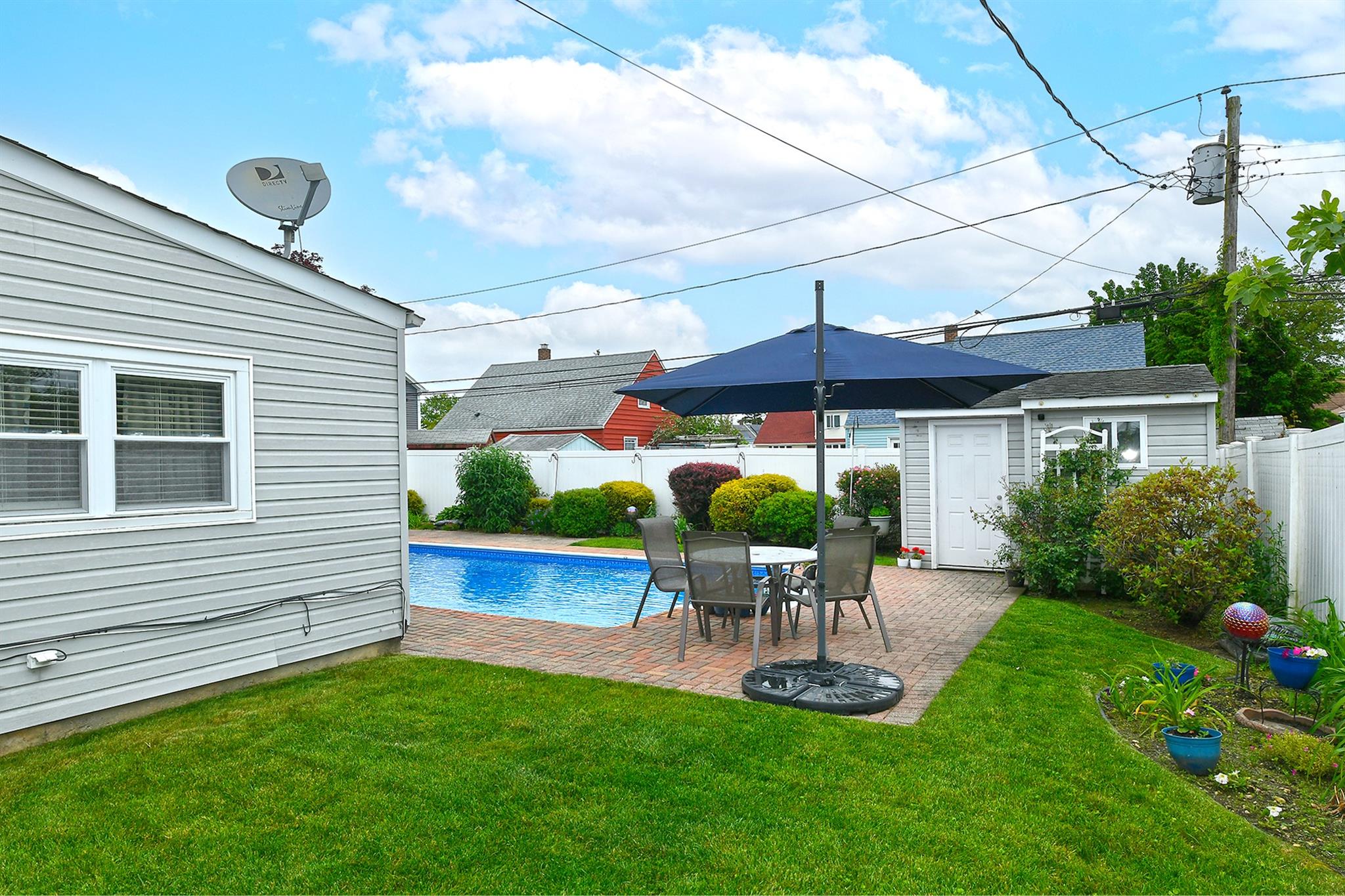 29 Andrew Lane, Levittown, New York image 27
