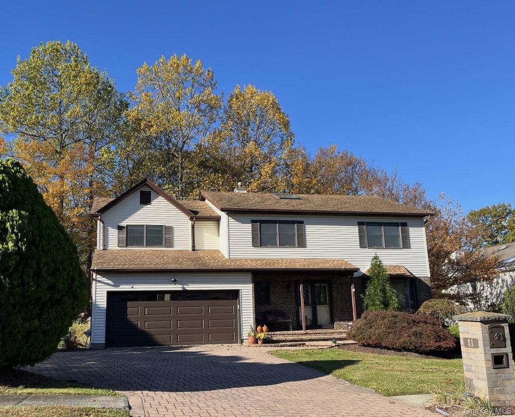 Photo of 21 Bridge Road, Nanuet, NY 10954 (MLS # 959198)