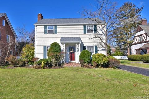 146 Kildare Road Garden City NY 11530