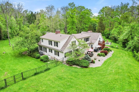 Homes For Sale - 83 Onderdonk Road<br/> Warwick, NY 10990