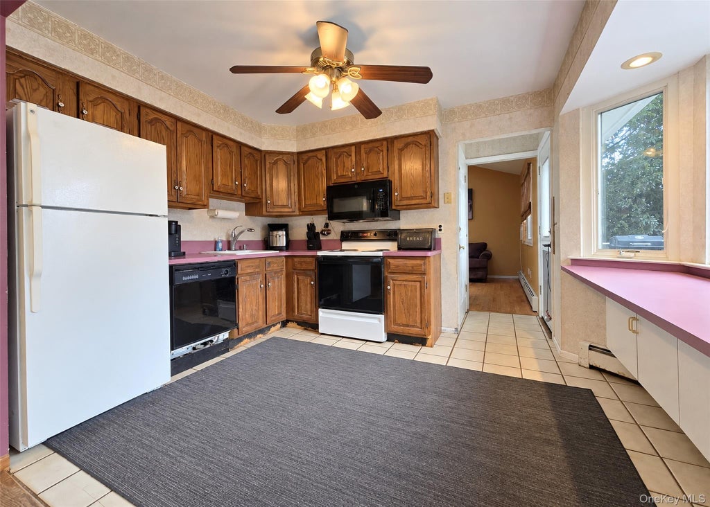 Photo of 2 Renwick Road, Ronkonkoma, NY 11779 (MLS # 1054287)