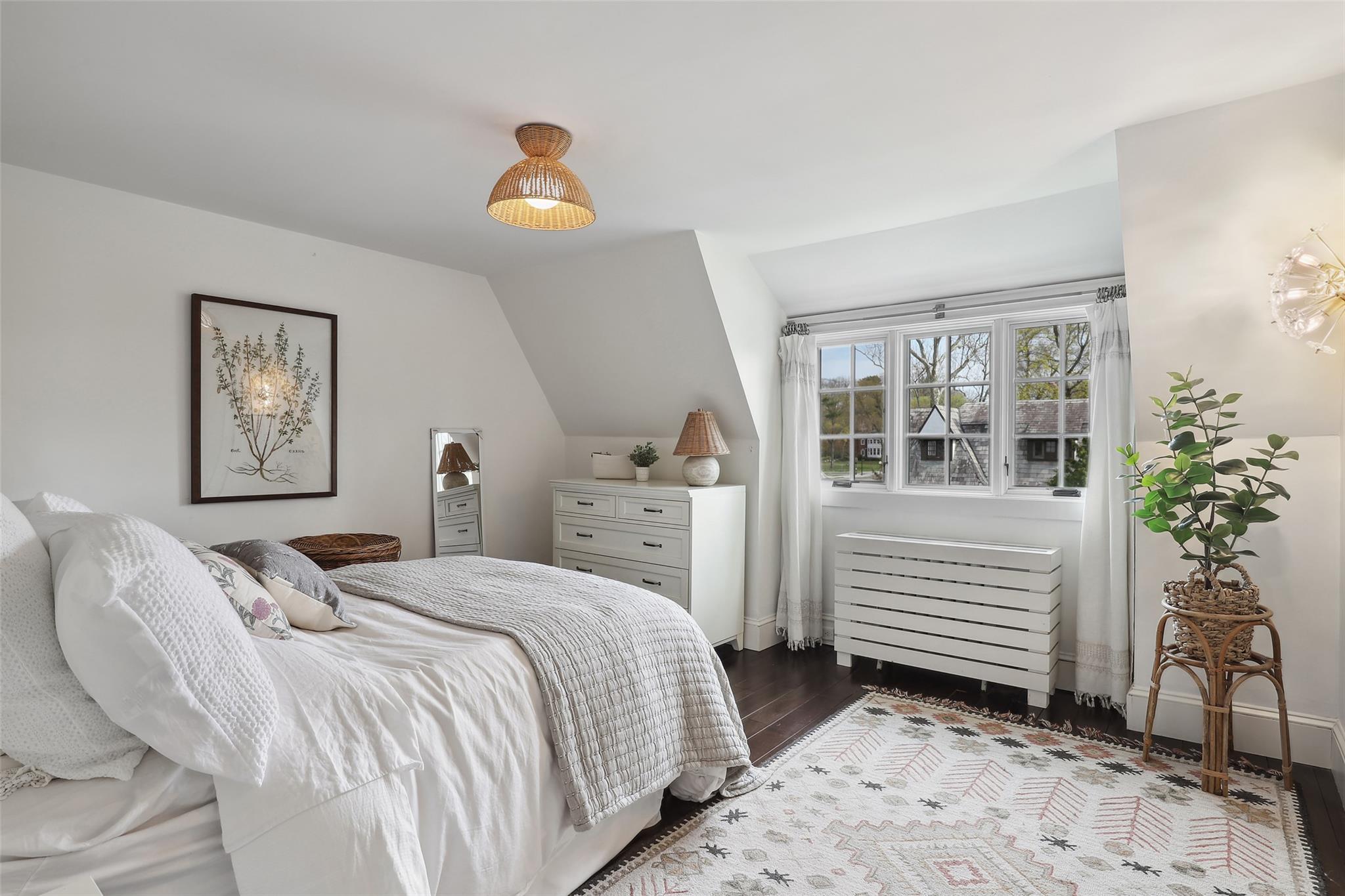 3 Bolton Gardens, Bronxville, New York image 18