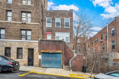 Multifamily For Sale - 1916 Osborne Place<br/> Bronx, NY 10453