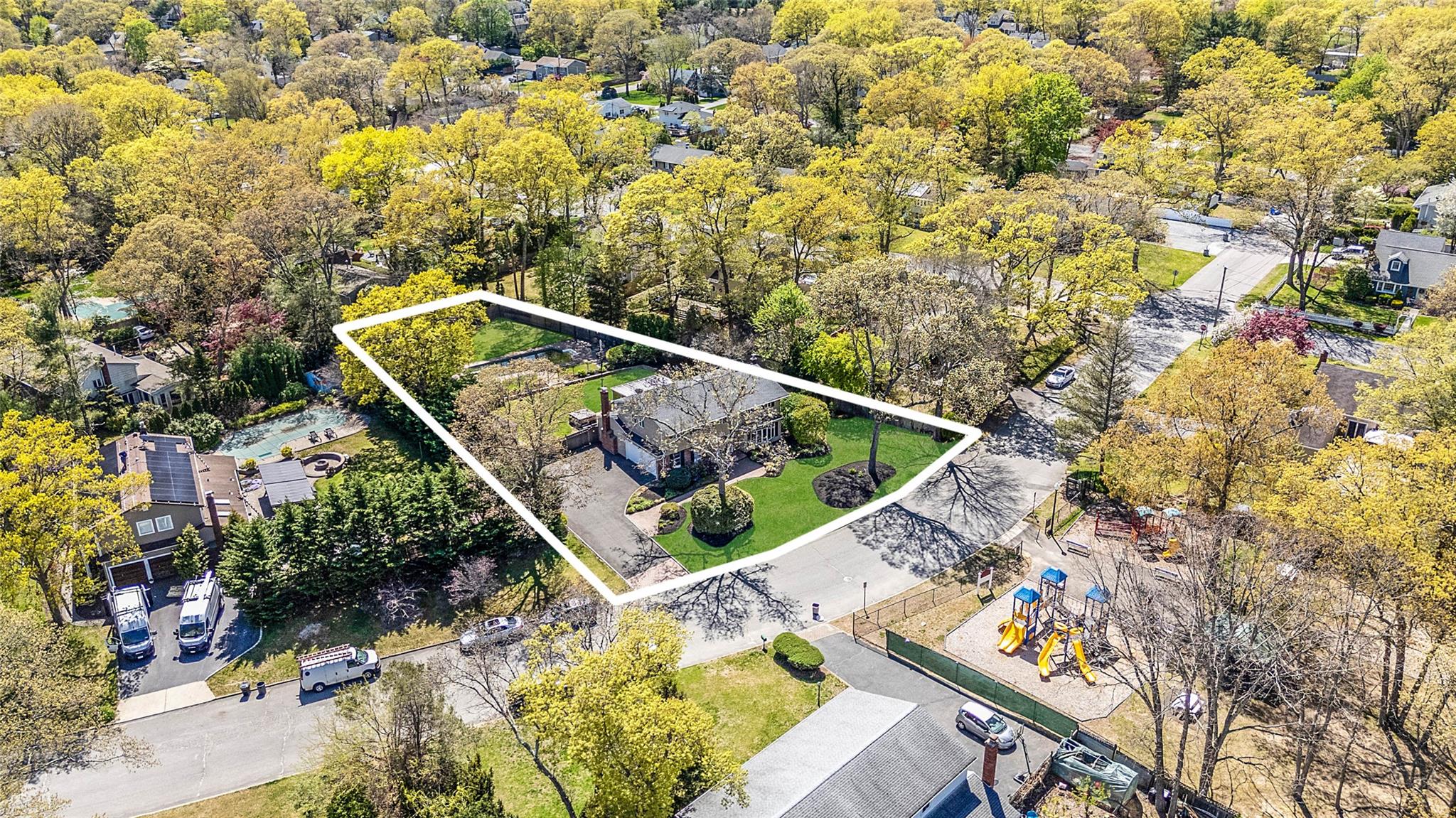 4 Victor Place, Lake Grove, New York image 44