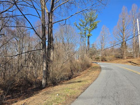 Vacant Land For Sale - 6 Willow Road<br/> Putnam County, Carmel, NY 10512