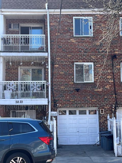 5822 Van Cleef Street Corona NY 11368