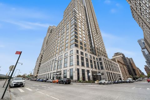 Photo of 220 Riverside Boulevard #3G, New York (Manhattan), NY 10069 (MLS # 986727)