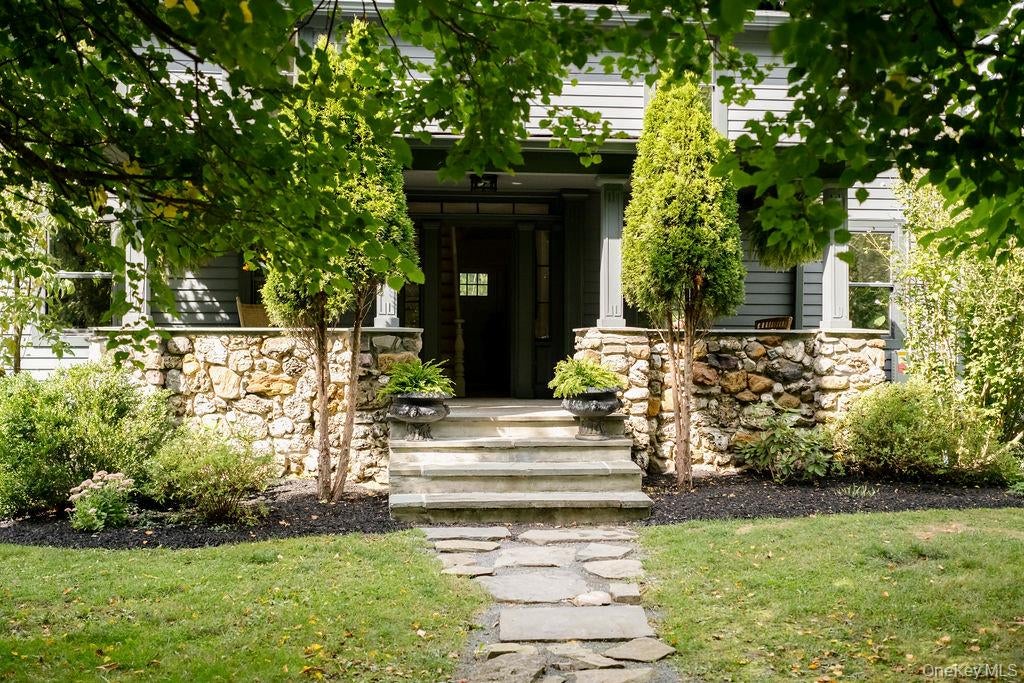 316-320 Clinton Hollow Road
