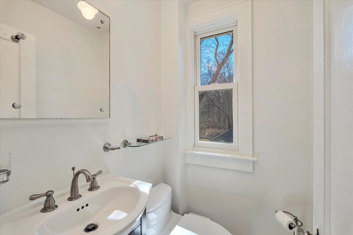 2 Collyer Place, White Plains, New York image 17