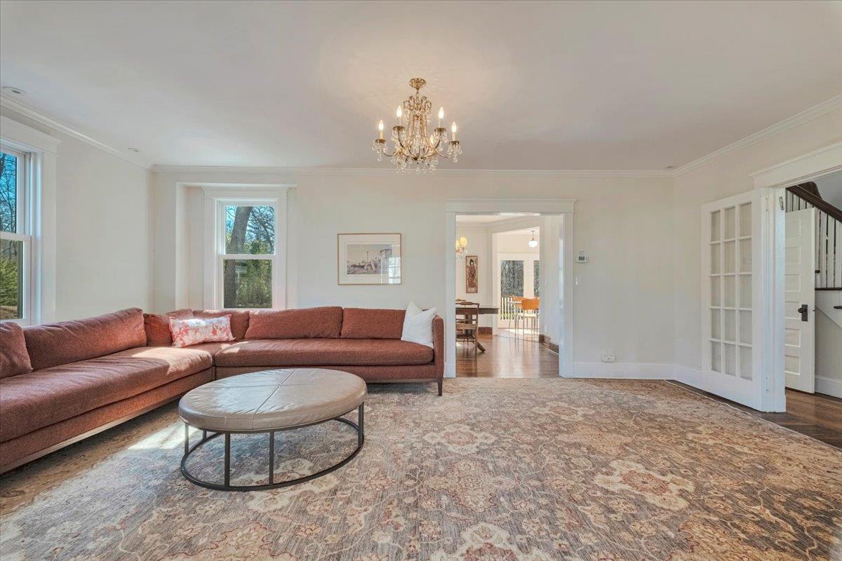 2 Collyer Place, White Plains, New York image 8