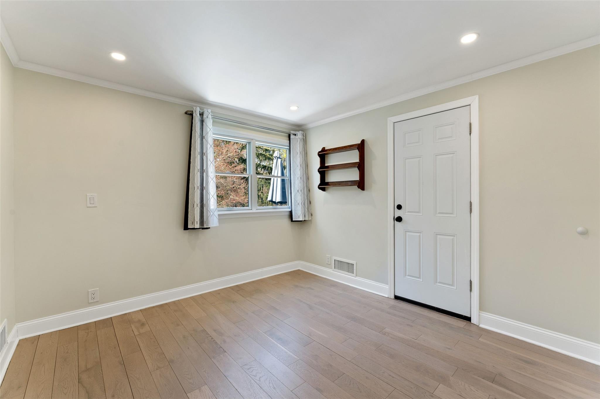 215 Benedict Avenue, Tarrytown, New York image 13