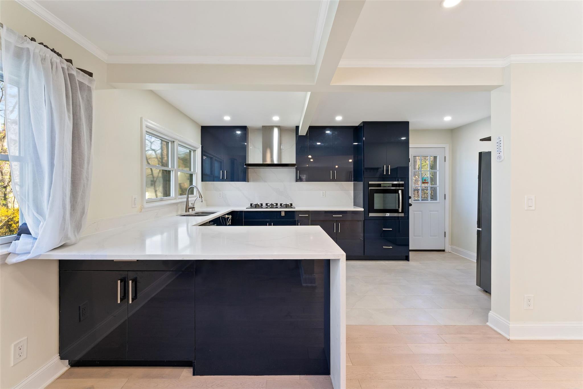 215 Benedict Avenue, Tarrytown, New York image 6
