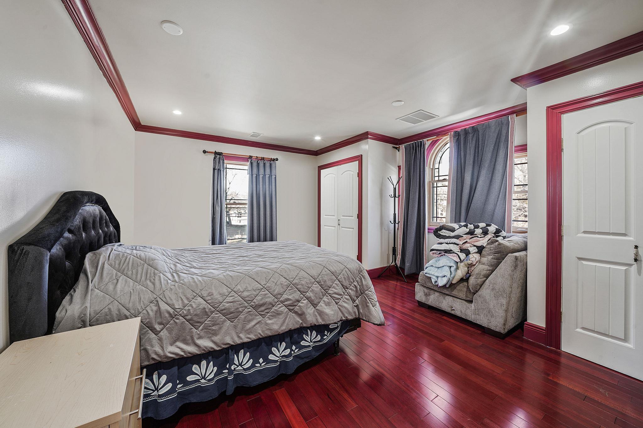 25 N Long Beach Avenue, Freeport, New York image 18