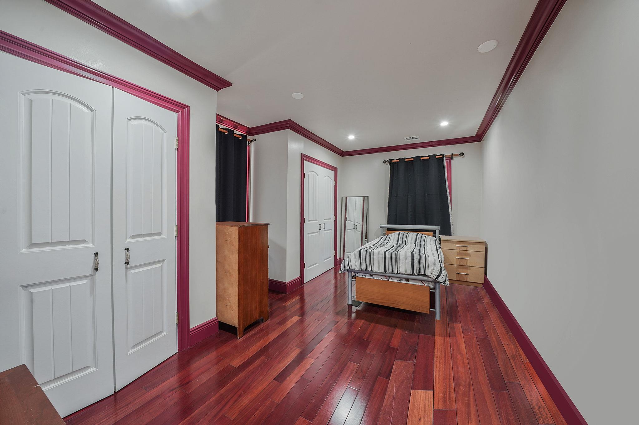 25 N Long Beach Avenue, Freeport, New York image 17