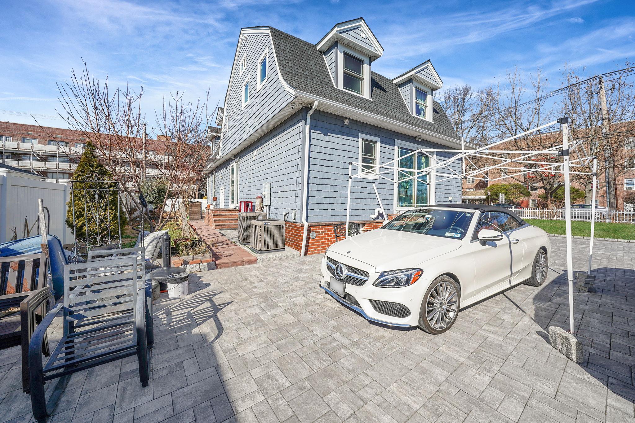 25 N Long Beach Avenue, Freeport, New York image 34