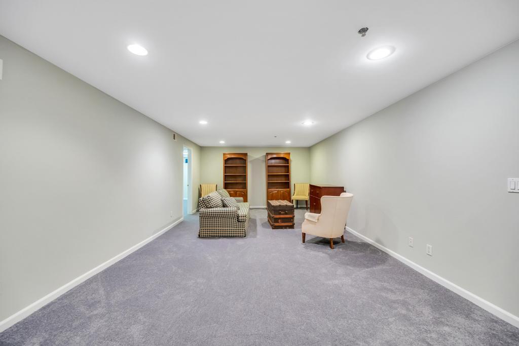 2102 Nicole Drive, Port Jefferson Station, New York image 21
