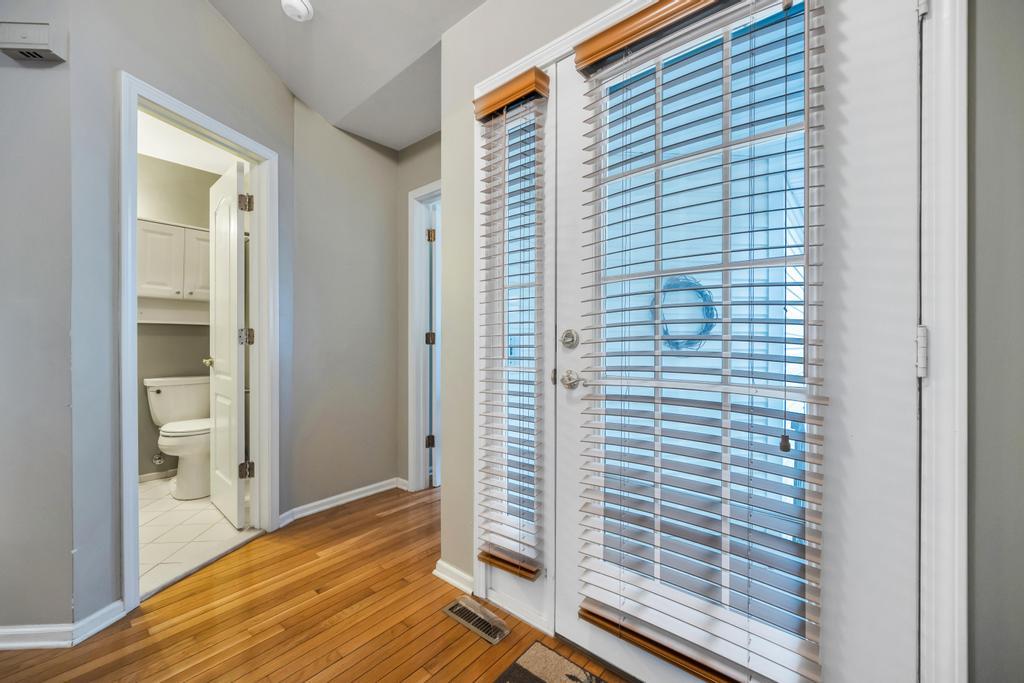 2102 Nicole Drive, Port Jefferson Station, New York image 6