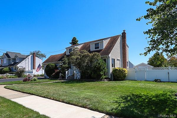 1 Oakdale Place