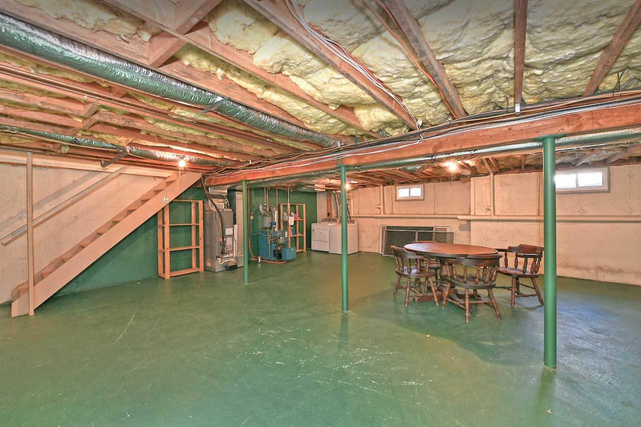11 Lotowana Lane, Stony Brook, Florida image 24