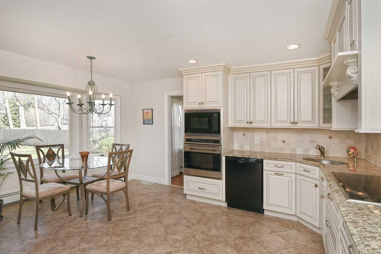 11 Lotowana Lane, Stony Brook, Florida image 11