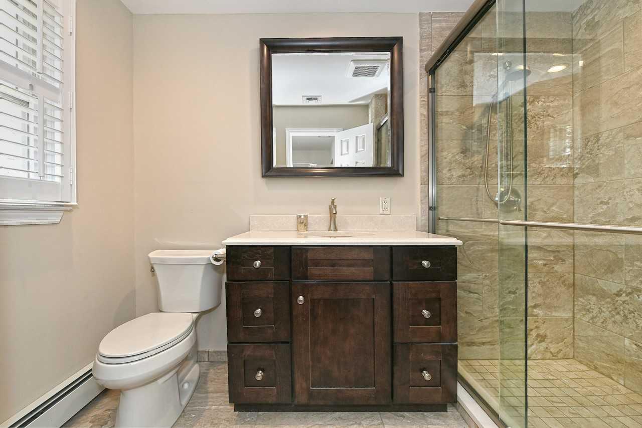 11 Lotowana Lane, Stony Brook, Florida image 18