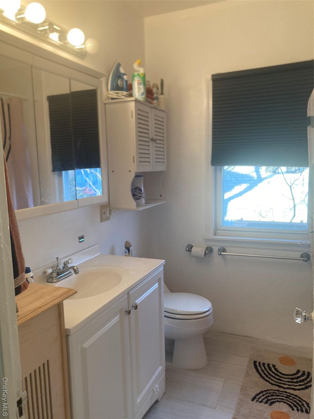 Photo of 27 W Olive St #2, Long Beach, NY 11561 (MLS # 965831)