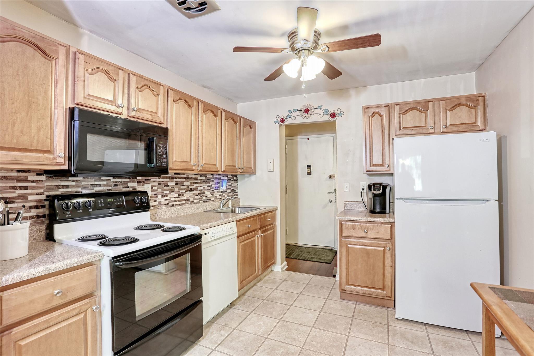 9 Secora Road #K3, Monsey, New York image 7