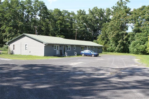 Apartment For Rent - 154 N Washington Street #3<br/> Greene County, Athens, NY 12015