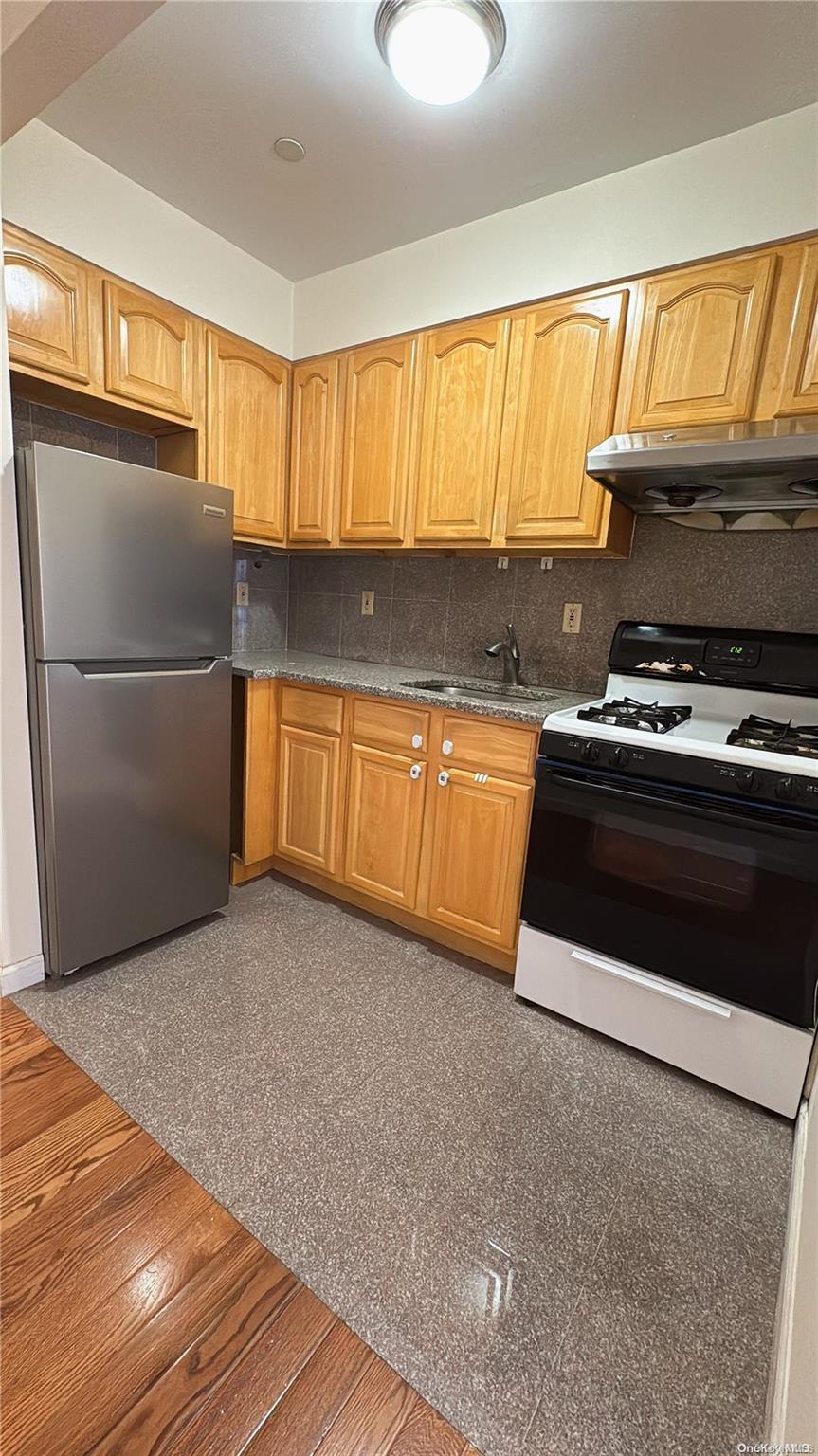 139-39 35th Avenue 5C