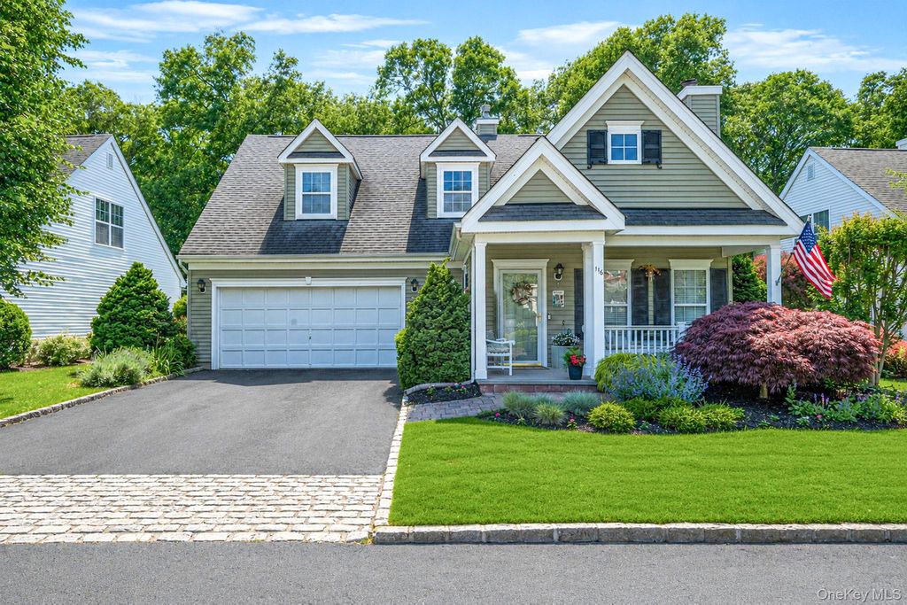 Photo of 116 Golden Spruce Drive, Calverton, NY 11933 (MLS # 1009716)
