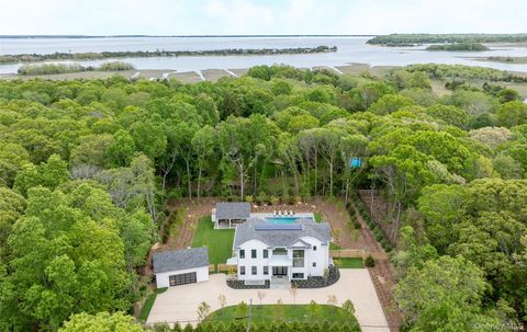 4 Dogwood Drive East Hampton NY 11937